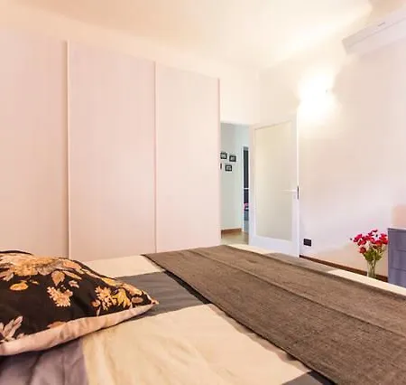 卡萨维泽鲁丽公寓 *